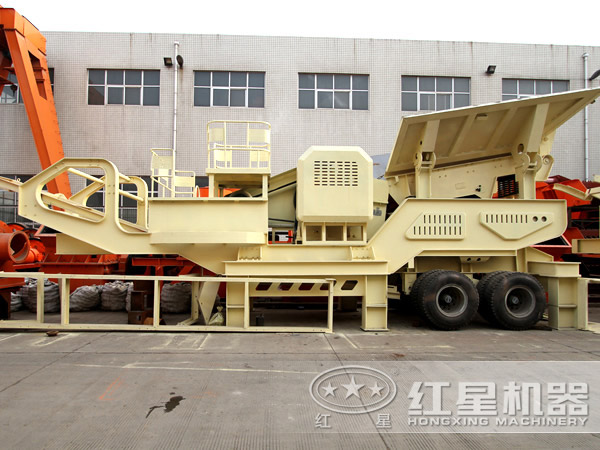 移動破碎站實(shí)拍圖